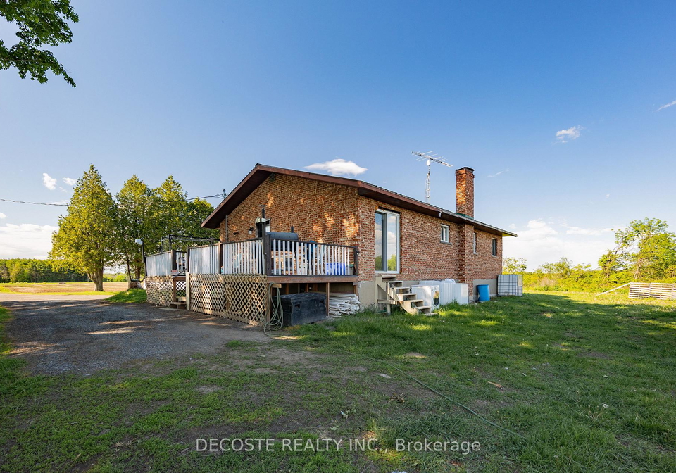 19914-kenyon-concession-6-road-north-glengarry-ontario-x13242226