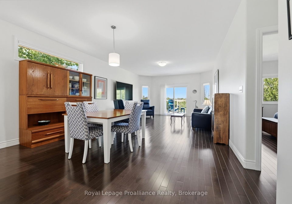 17-hanover-court-belleville-ontario-x13242412