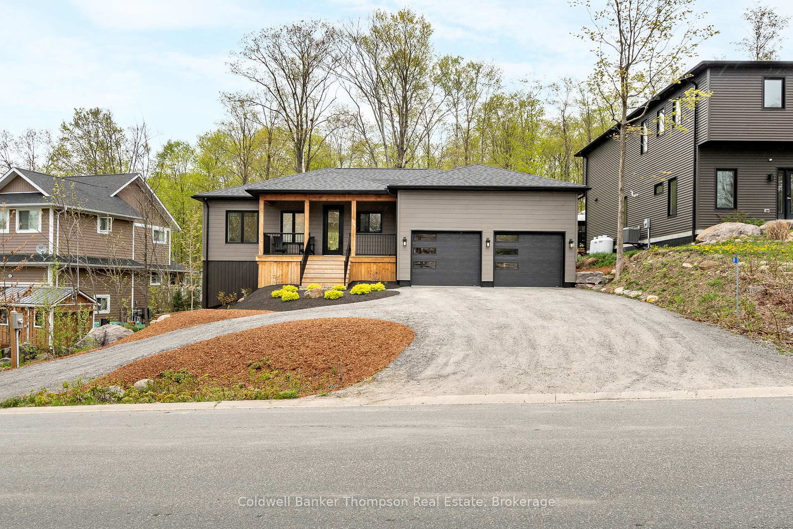 14-mackenzie-drive-huntsville-ontario-x13242728
