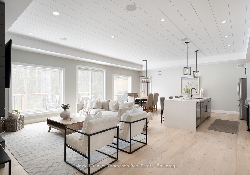 14-mackenzie-drive-huntsville-ontario-x13242728