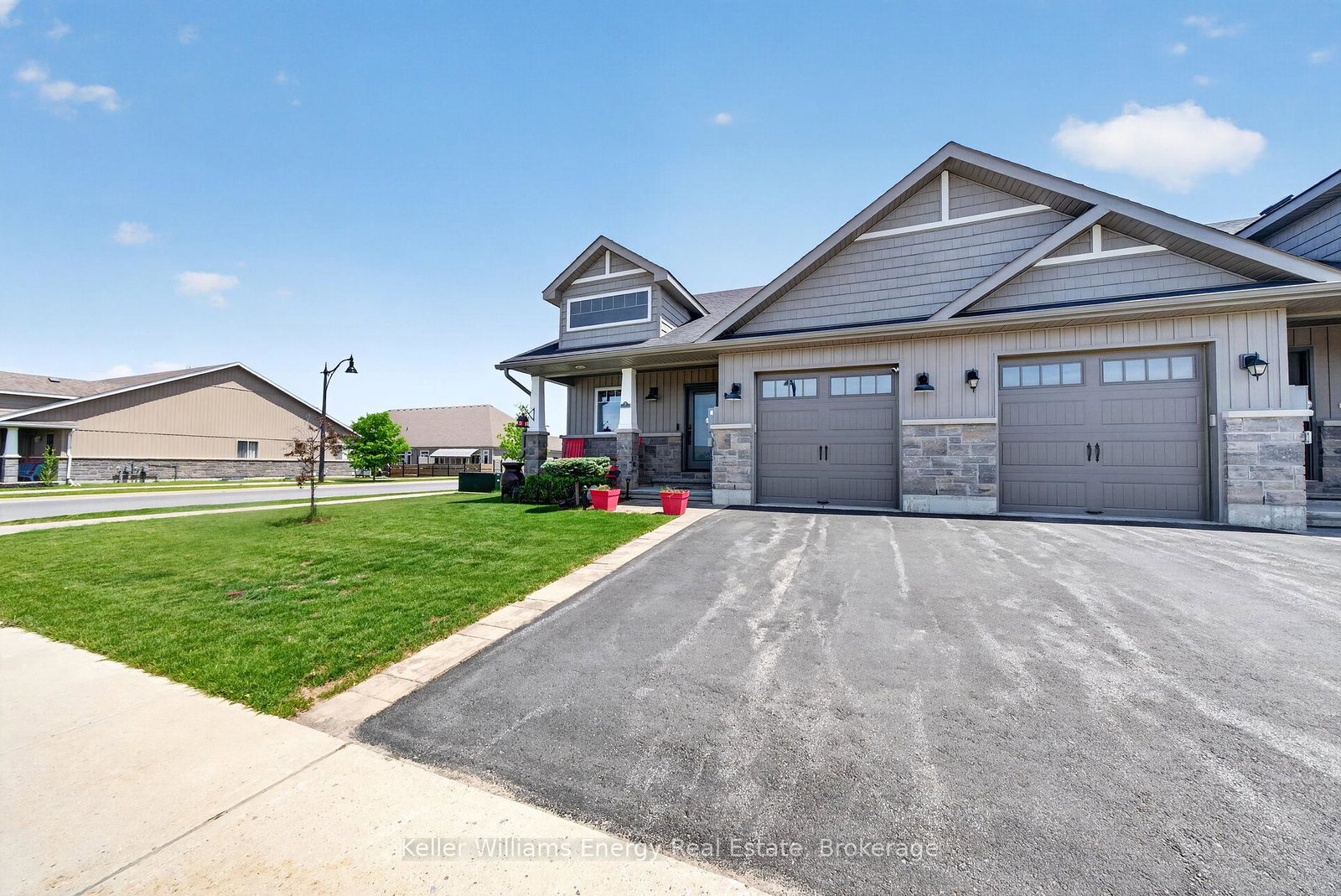 7-farrington-crescent-prince-edward-county-ontario-x13242738
