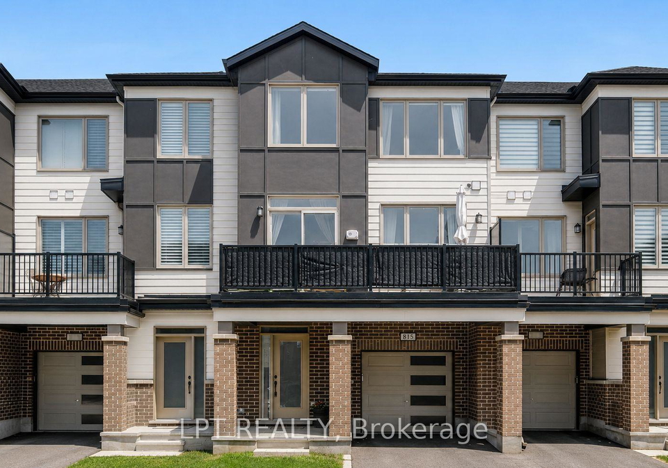 815-kiniw-private-ottawa-ontario-x13242978