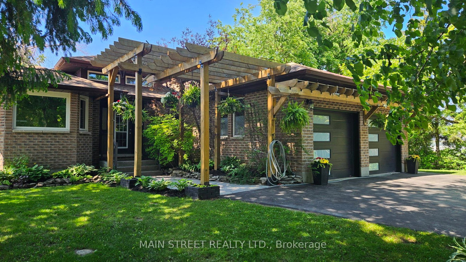 24-maple-grove-road-kawartha-lakes-ontario-x13243124