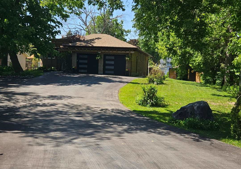 24-maple-grove-road-kawartha-lakes-ontario-x13243124