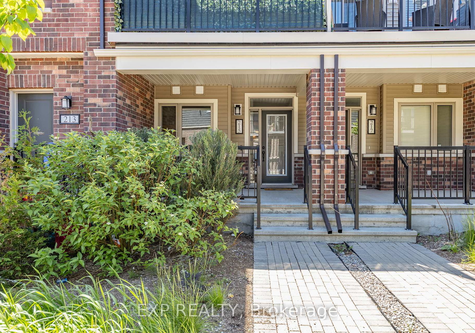 215-lapland-private-kanata-ontario-x13243250