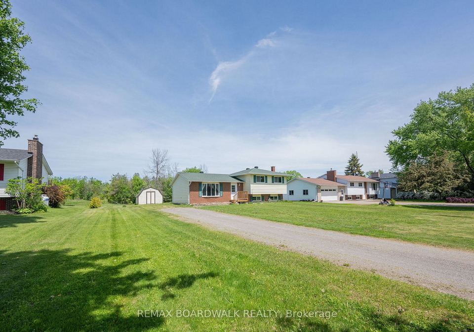 664-kitley-line-3-road-elizabethtown-kitley-ontario-x13243254