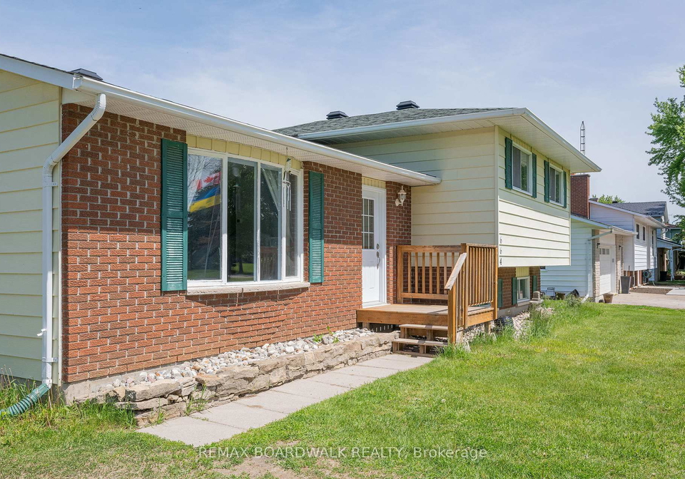 664-kitley-line-3-road-elizabethtown-kitley-ontario-x13243254