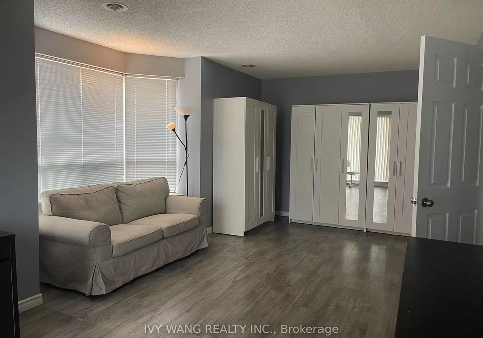30-chapman-court-london-north-ontario-x13243360