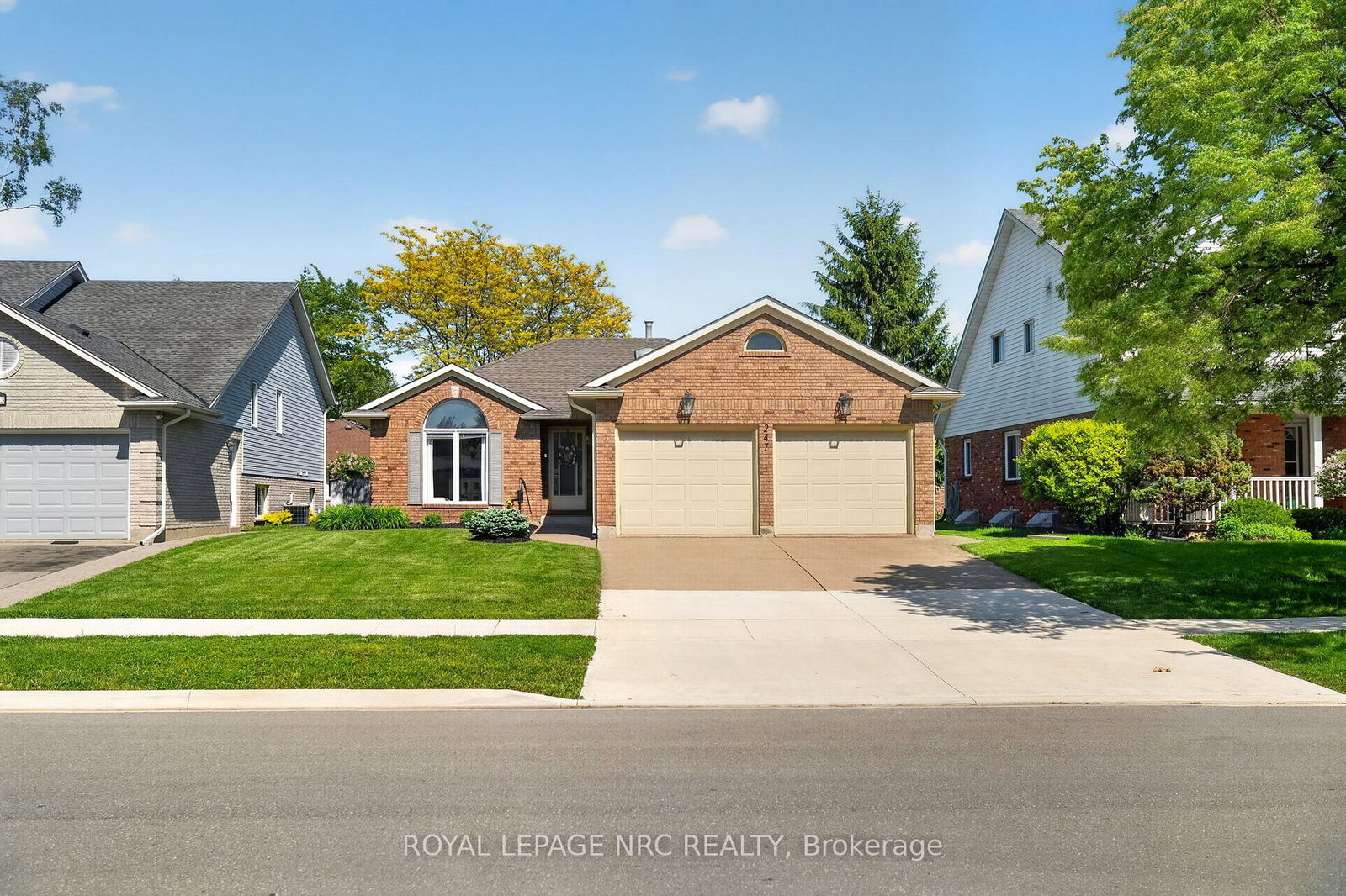 247-northwood-drive-welland-ontario-x13243612