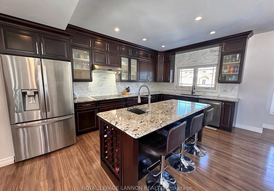 123-christie-place-greenstone-ontario-x13244090