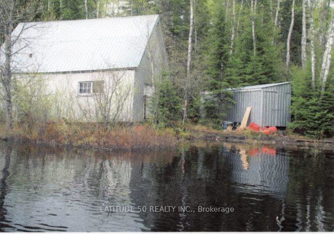 0-mattawa-lake-kenora-remote-area-ontario-x13244154