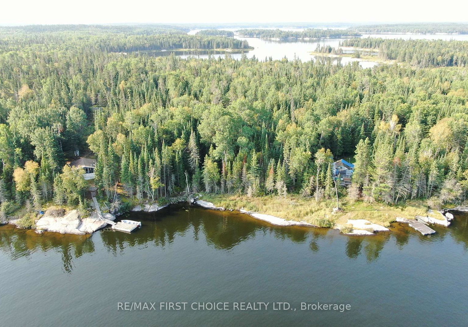 s882-winnipeg-river-kenora-remote-area-ontario-x13245190