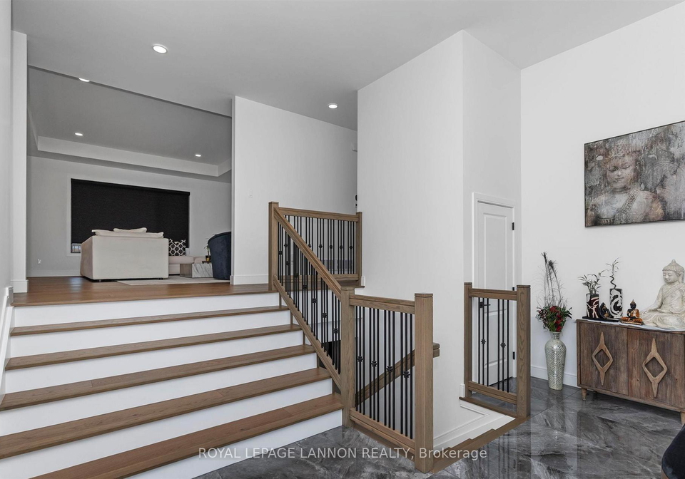 2111-magnolia-drive-thunder-bay-ontario-x13245204