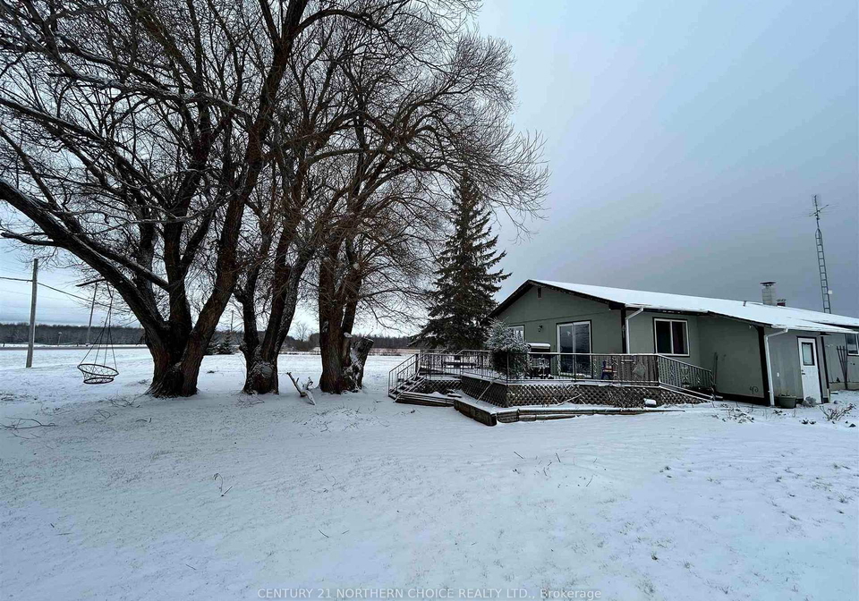 851-855-hwy-11-dawson-ontario-x13245284