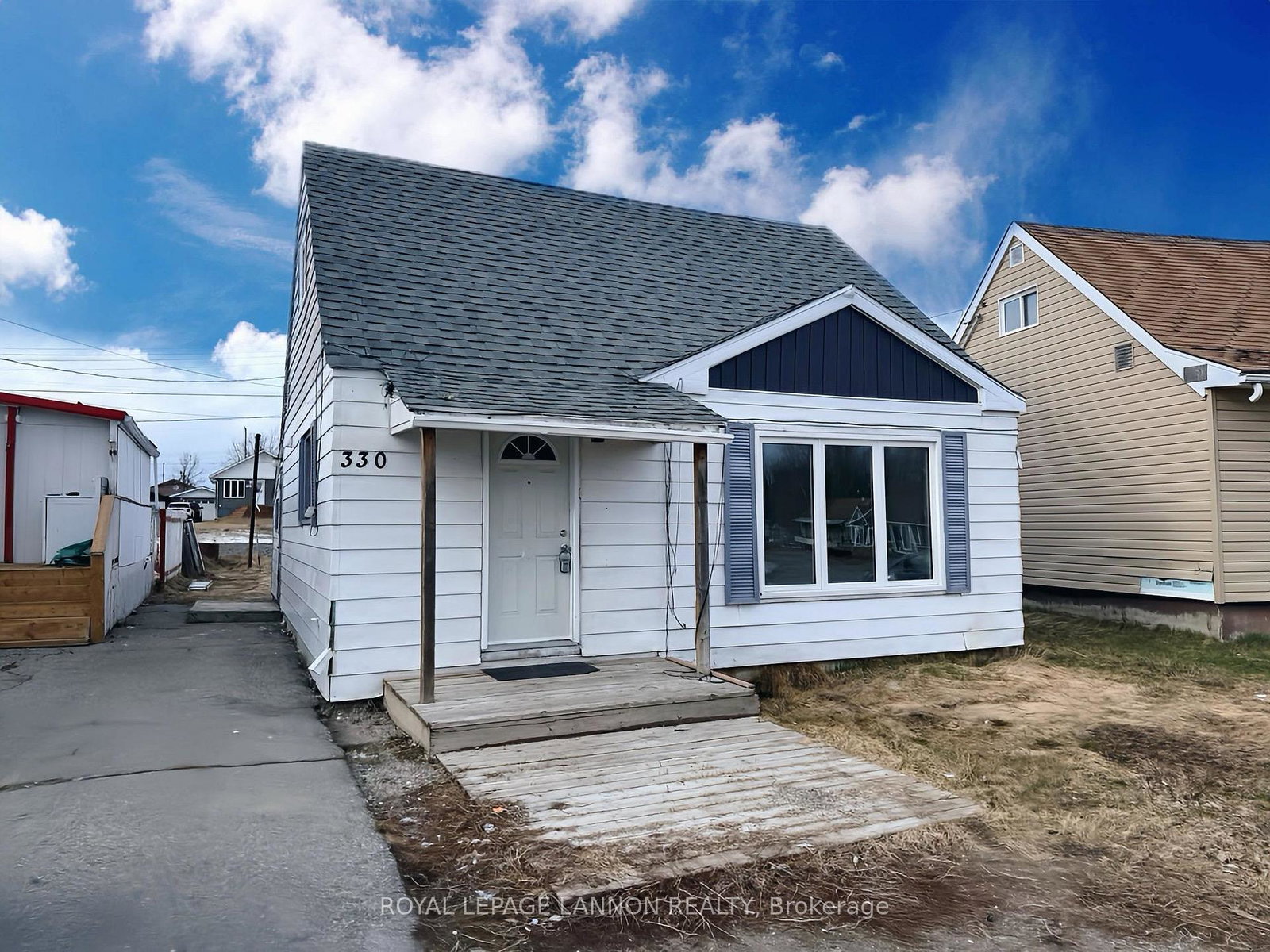 330-ball-park-crescent-greenstone-ontario-x13245410