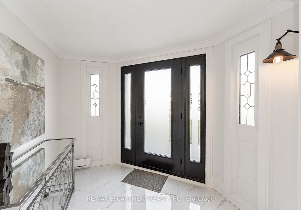 175-bluebell-crescent-hamilton-ontario-x13245738