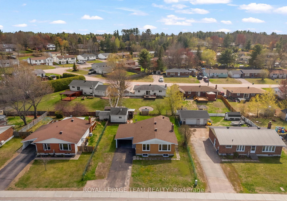 61-herman-street-petawawa-ontario-x13245842