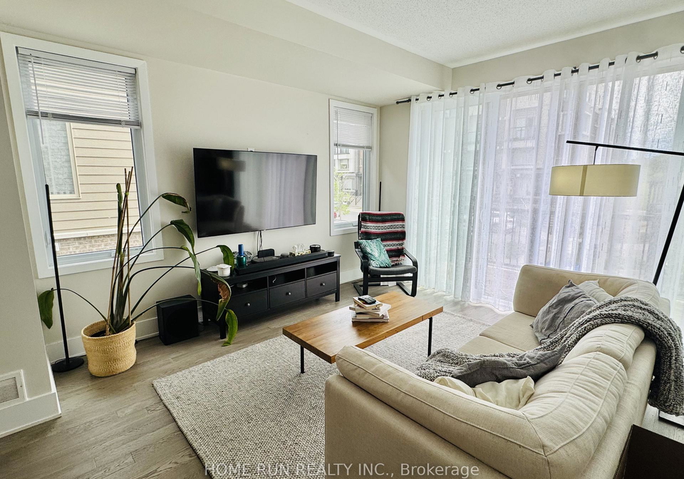 524-ozawa-private-ottawa-ontario-x13245984