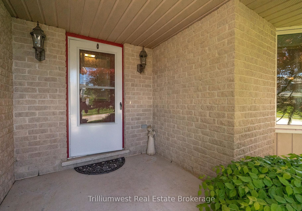 767-scott-street-w-north-perth-ontario-x13246334