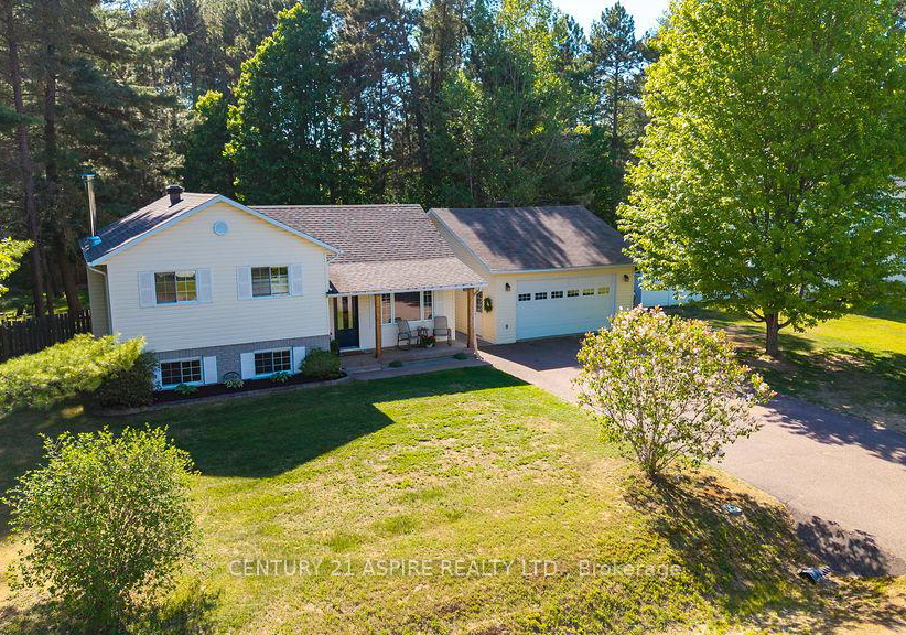 3-dennis-crescent-petawawa-ontario-x13246336