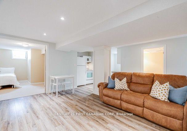 216-irving-place-london-east-ontario-x13246356