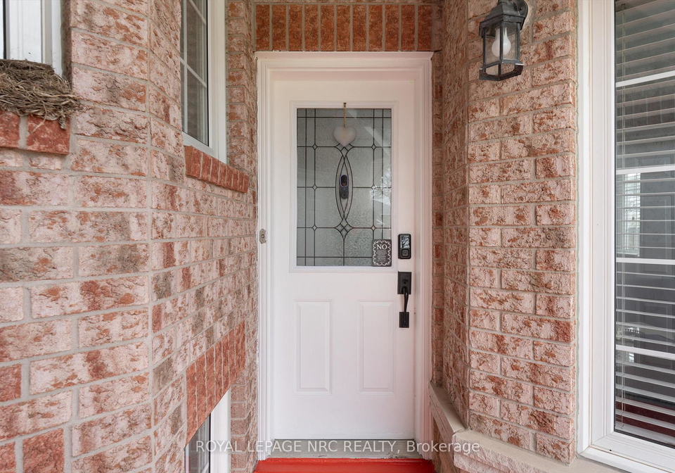 147-st-lawrence-drive-welland-ontario-x13246382