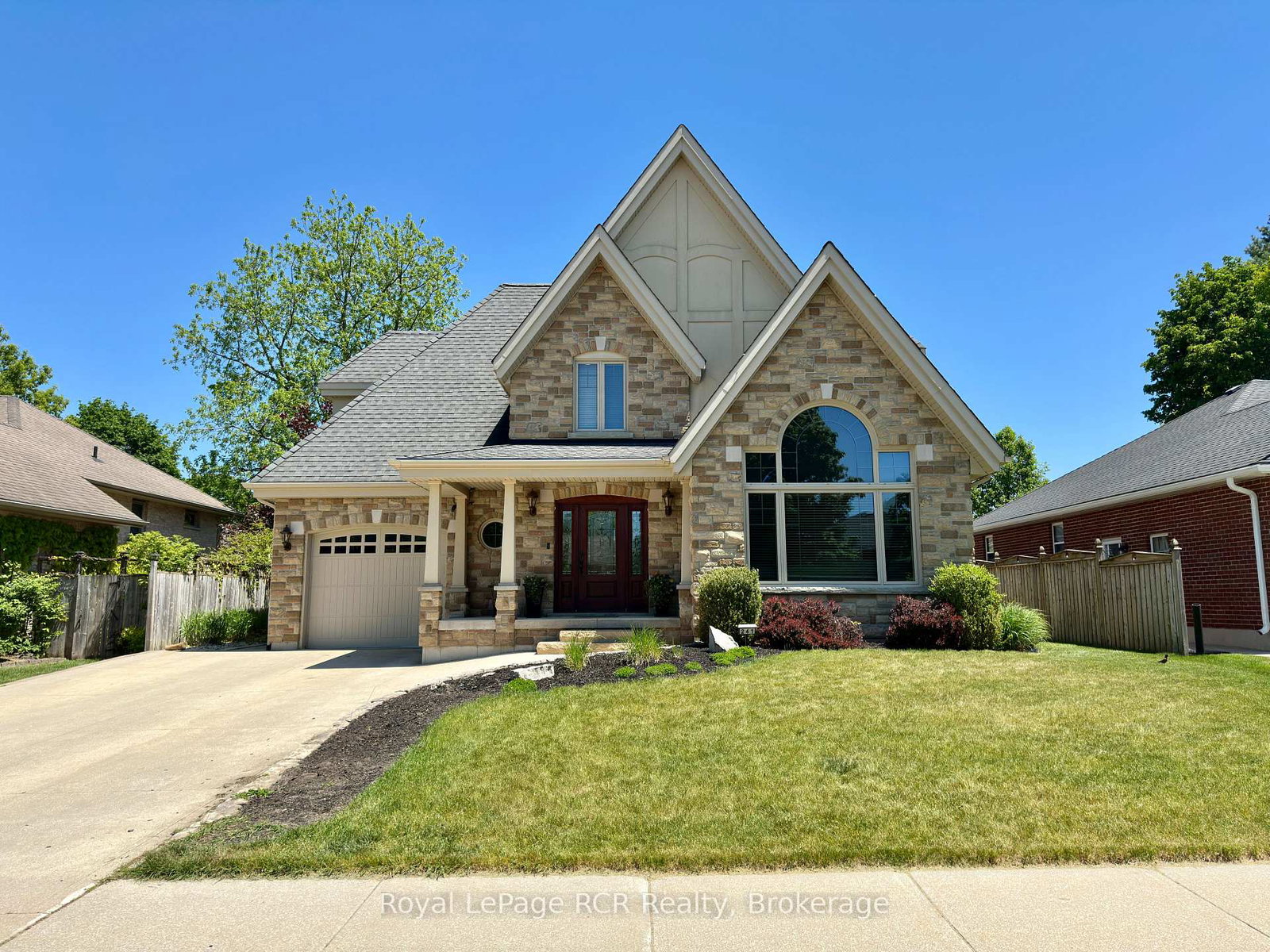 241-4th-street-crescent-hanover-ontario-x13246388