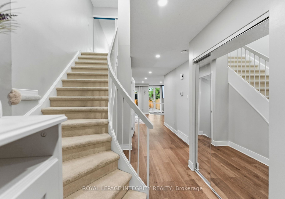89-burlington-crescent-ottawa-ontario-x13246430