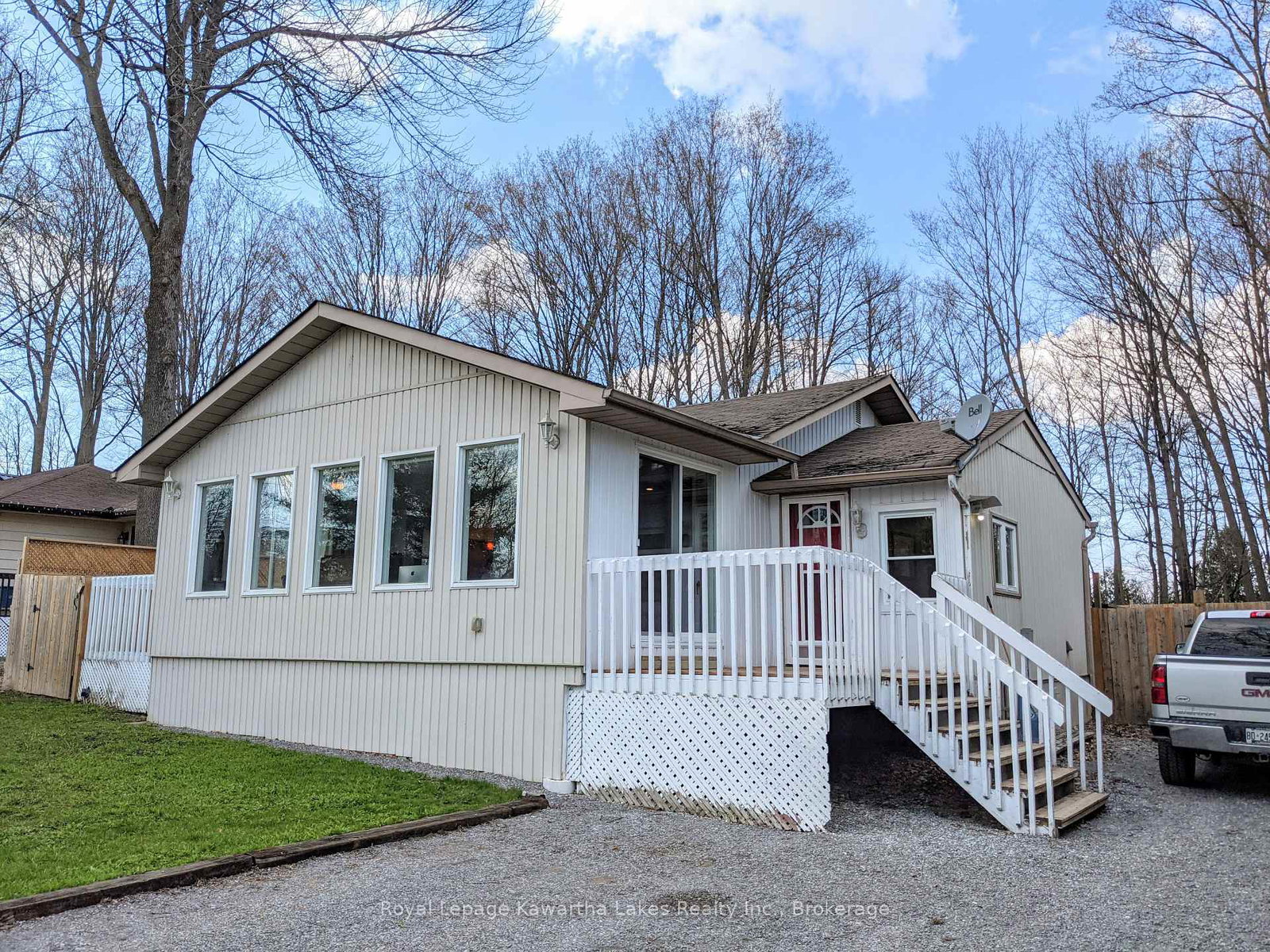 21-pleasure-street-kawartha-lakes-ontario-x13246460