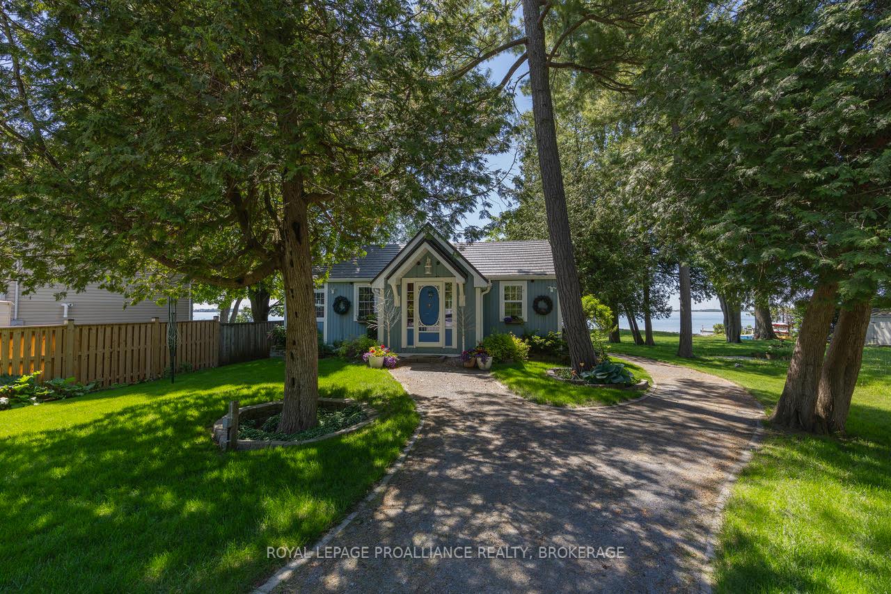138-nicholson-point-road-loyalist-ontario-x13246526