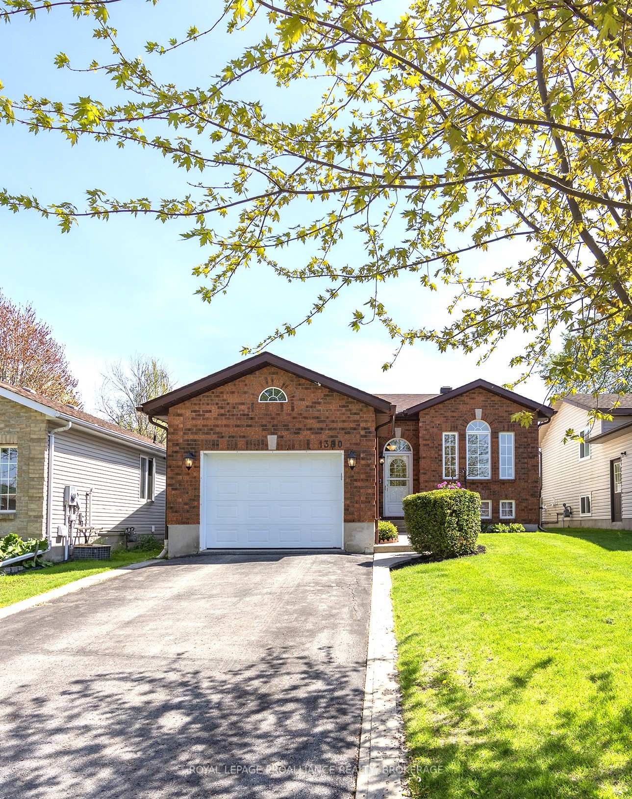 1380-fisher-crescent-kingston-ontario-x13246610