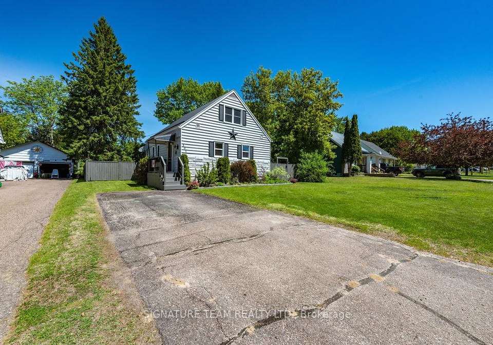 301-chamberlain-street-pembroke-ontario-x13246678