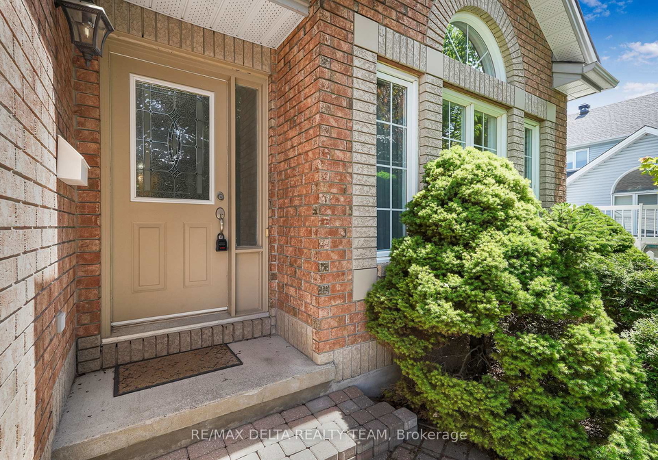 979-como-crescent-ottawa-ontario-x13246768