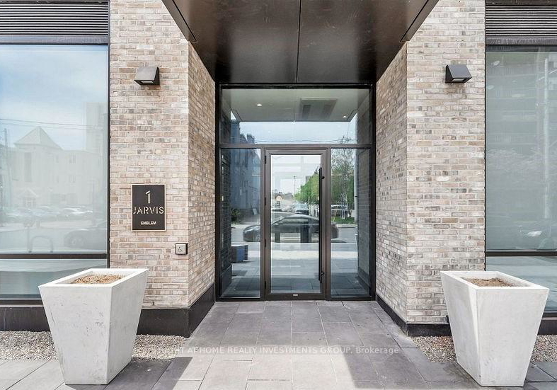 1-jarvis-street-hamilton-ontario-x13246814