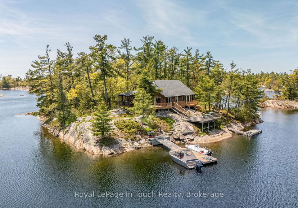 1-gb468-island-the-archipelago-ontario-x13246828