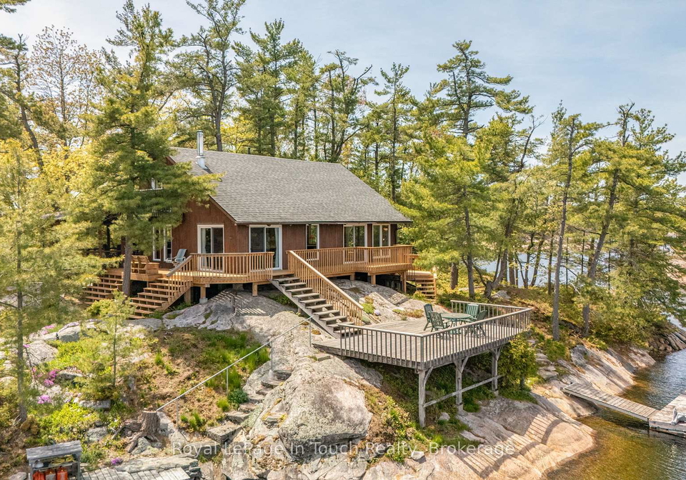 1-gb468-island-the-archipelago-ontario-x13246828