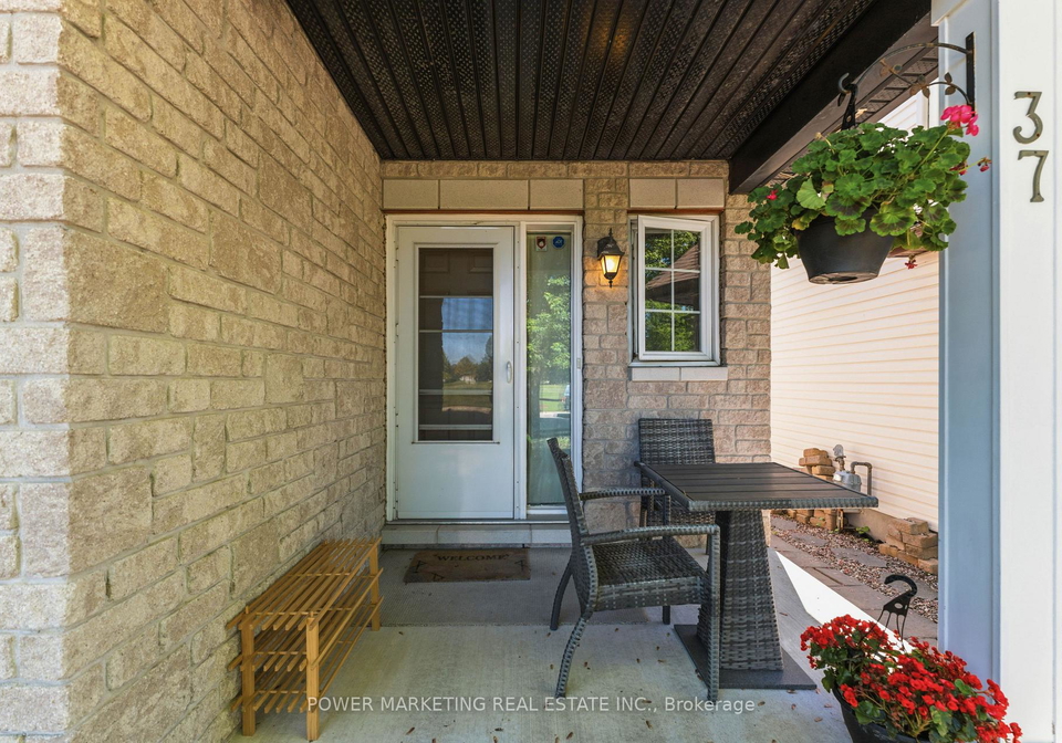 37-cresthaven-drive-ottawa-ontario-x13246852