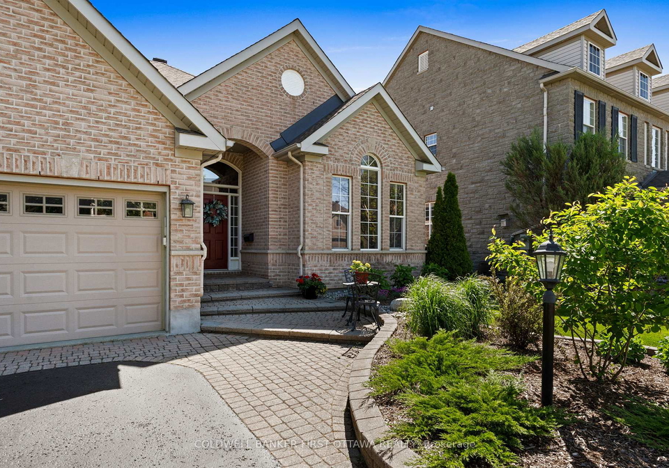 19-fencerow-way-ottawa-ontario-x13246988
