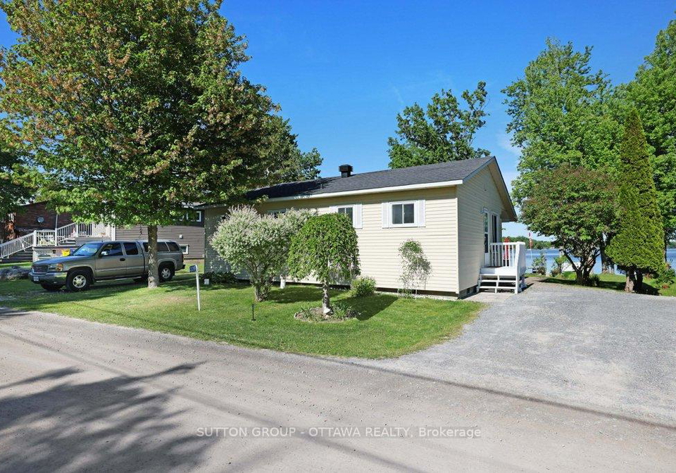 225-montgomery-park-road-mississippi-mills-ontario-x13247084