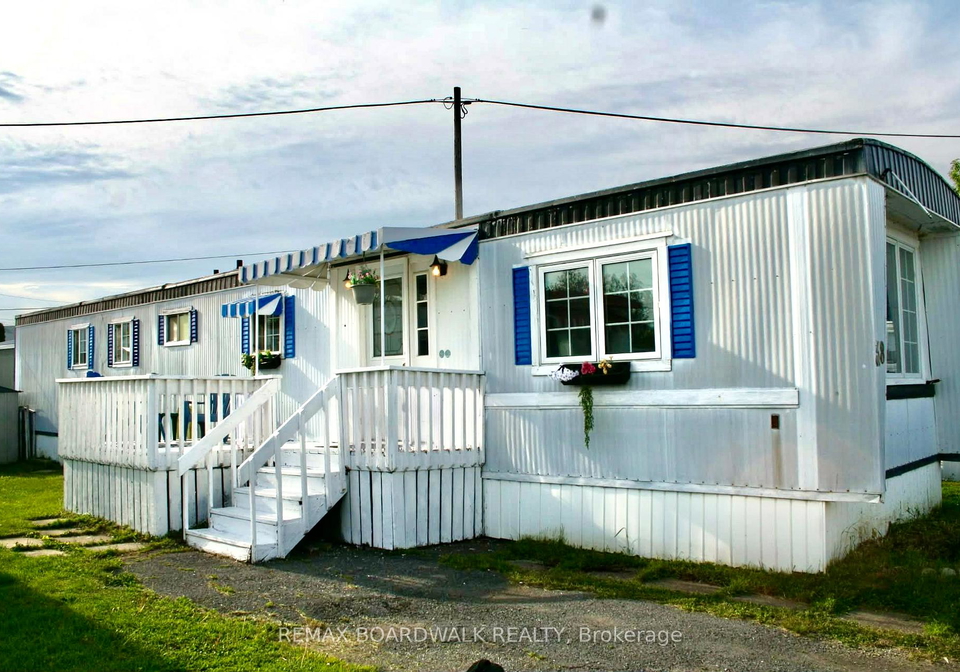 25-county-road-31-south-dundas-ontario-x13247386