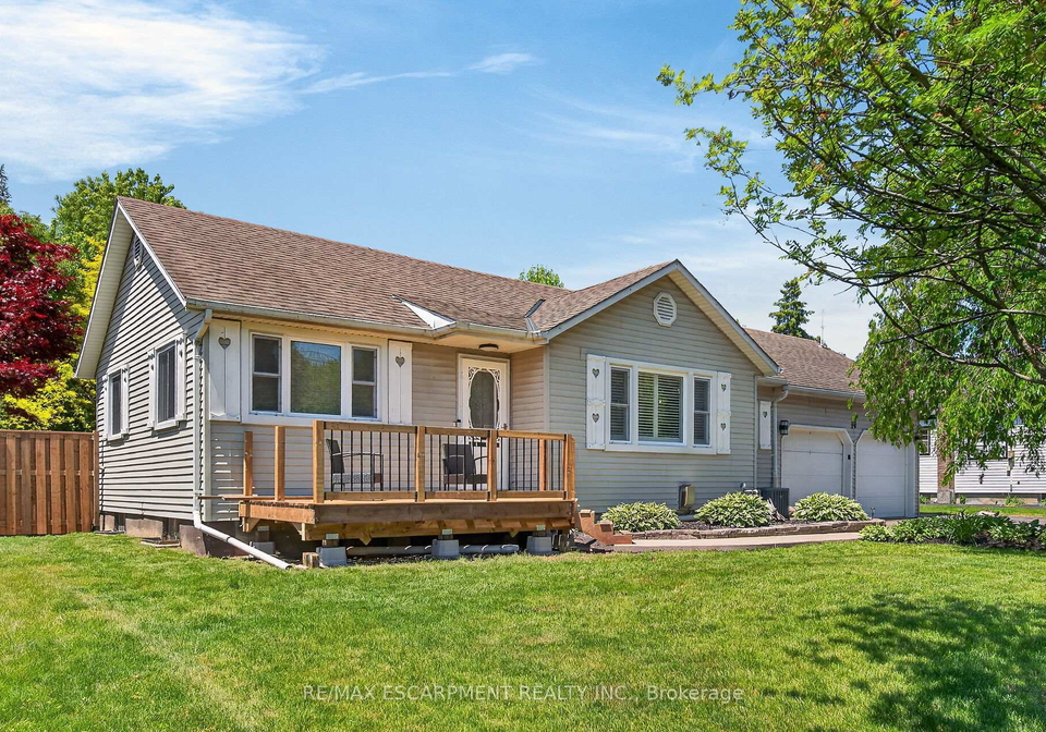 10-elm-street-norfolk-ontario-x13247442