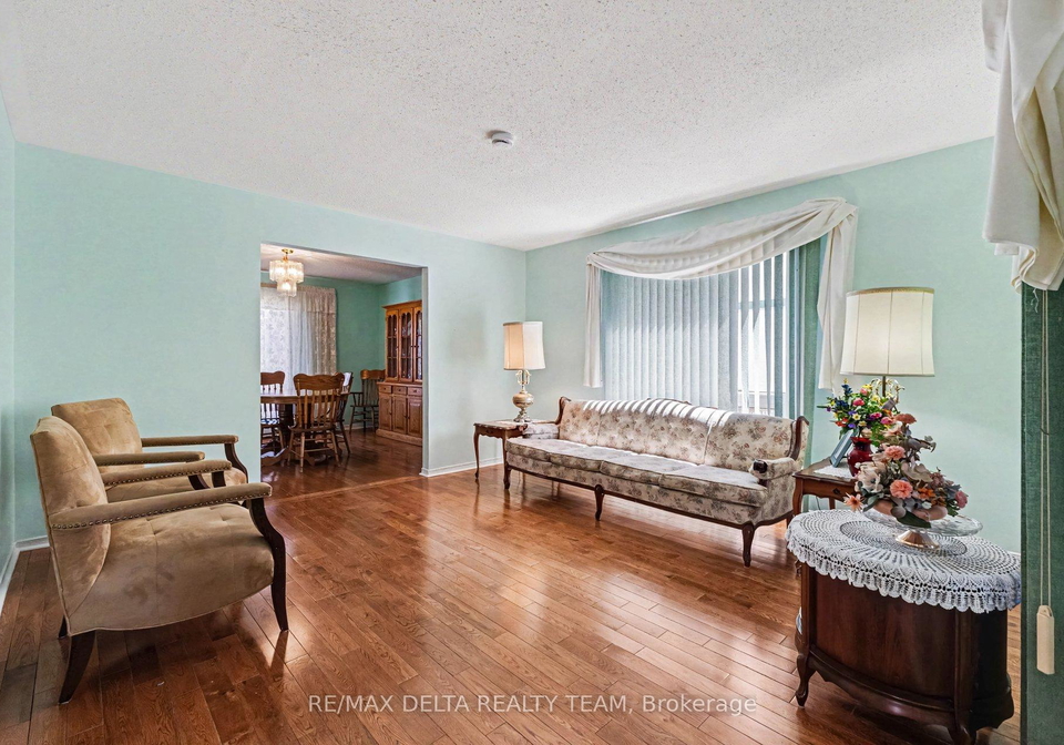 27-bramblegrove-crescent-ottawa-ontario-x13247646