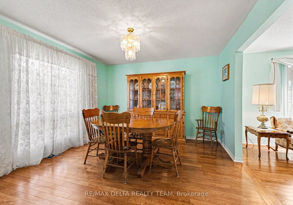 27-bramblegrove-crescent-ottawa-ontario-x13247646