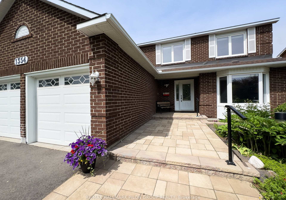 1354-mountainside-crescent-ottawa-ontario-x13247656