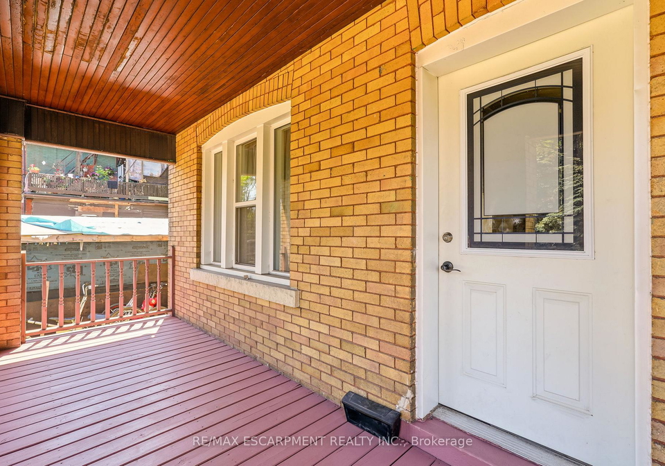 48-glendale-avenue-s-hamilton-ontario-x13247792