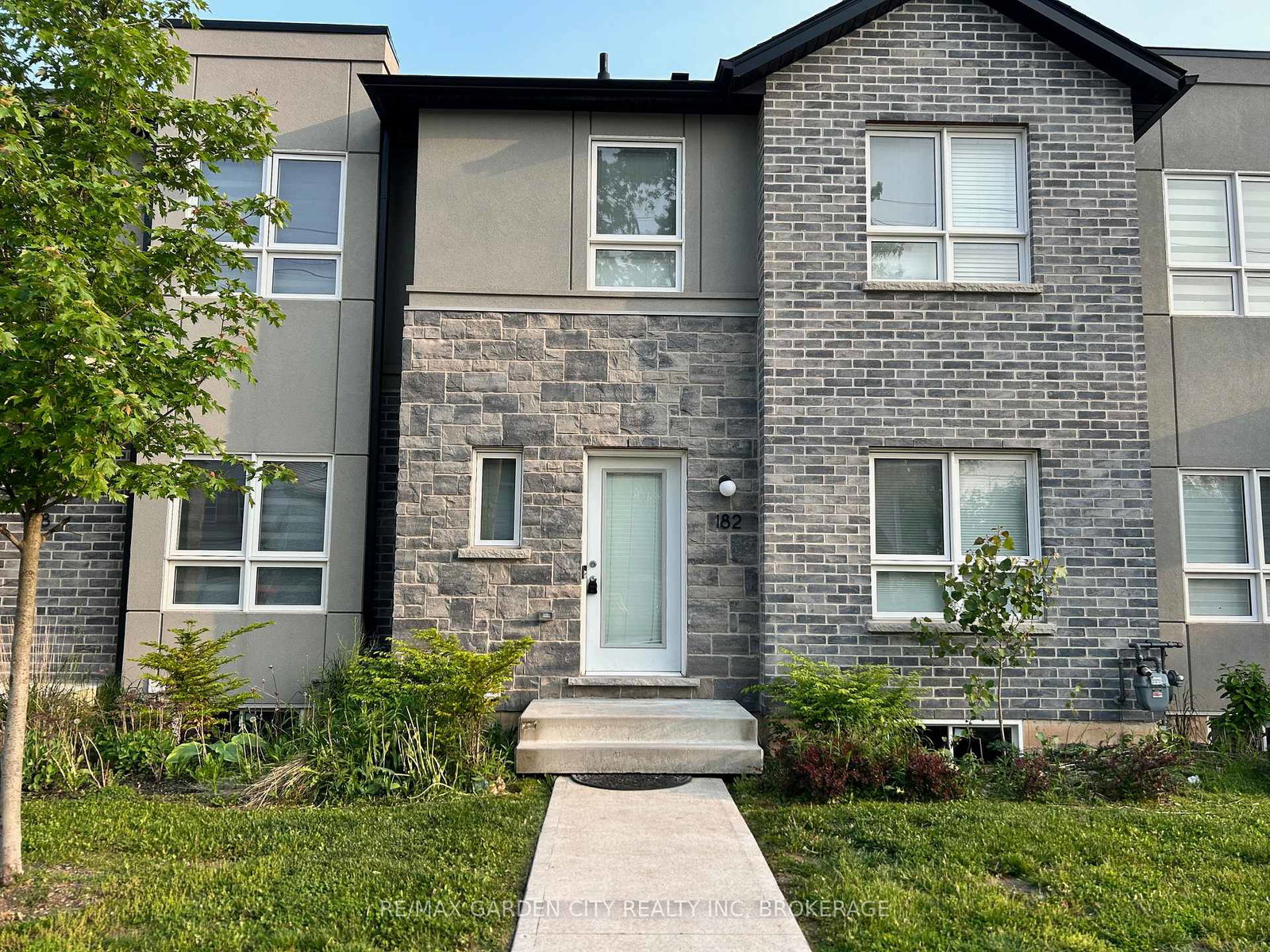 182-broadway-lane-welland-ontario-x13248026