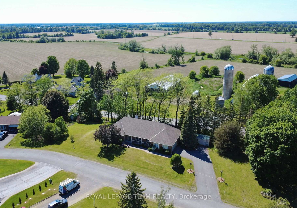 2456-garmil-crescent-ottawa-ontario-x13248128