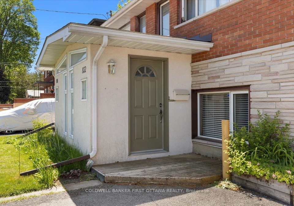 832-ivanhoe-avenue-ottawa-ontario-x13248580