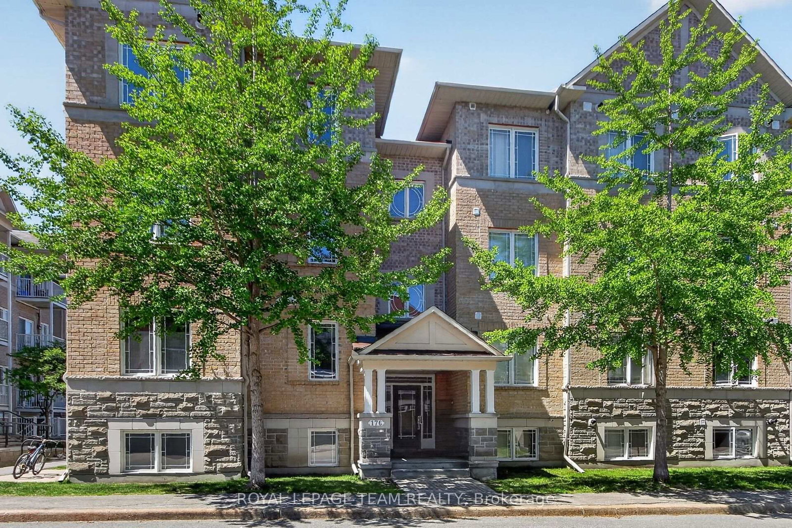 176-paseo-private-ottawa-ontario-x13248672