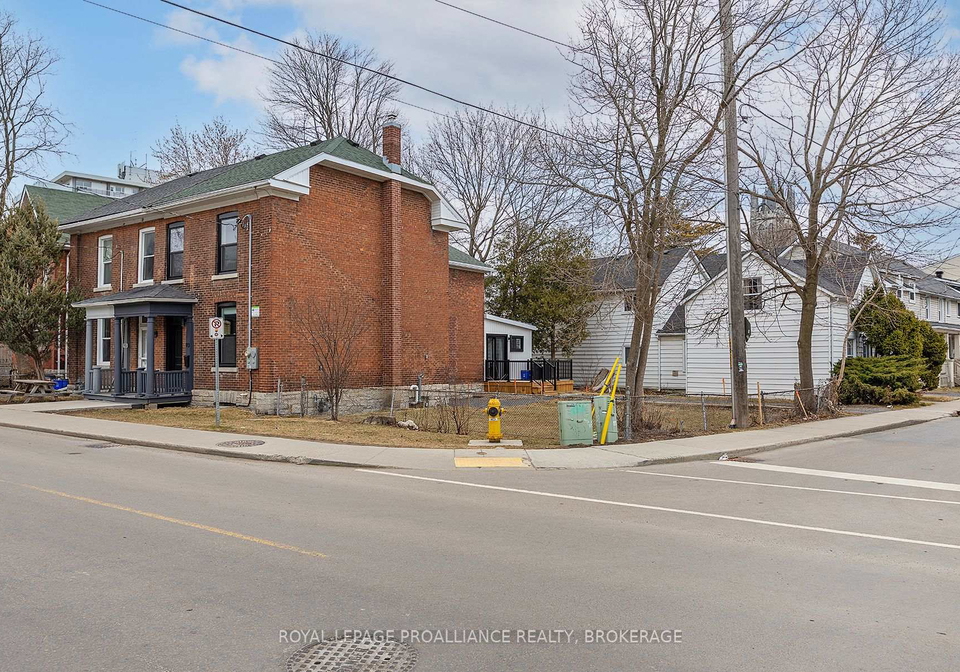 93-division-street-kingston-ontario-x13248674